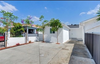 Plus de détails pour 1143 E 106th St, Los Angeles, CA - Logement à vendre