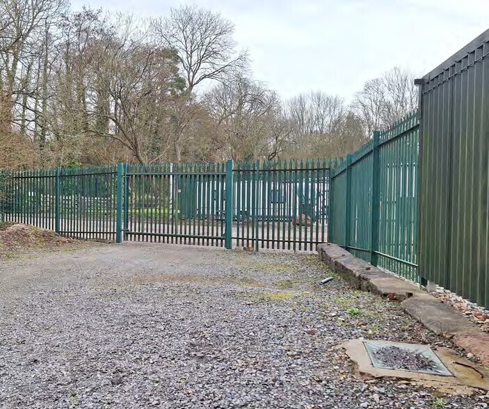 Bonds Ln, Whitestone à louer - Photo de l’immeuble – Image 2 sur 3