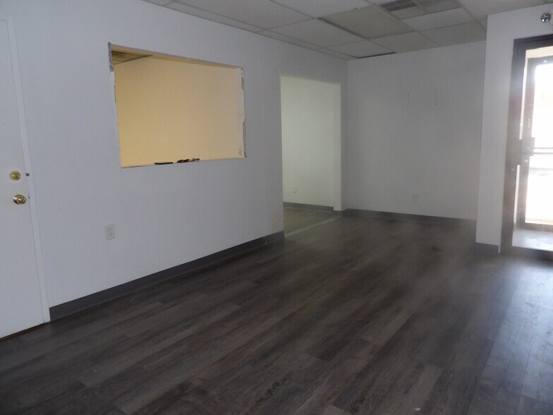 765 Broadway Ave, El Centro, CA à vendre - Photo de l’immeuble – Image 2 sur 22