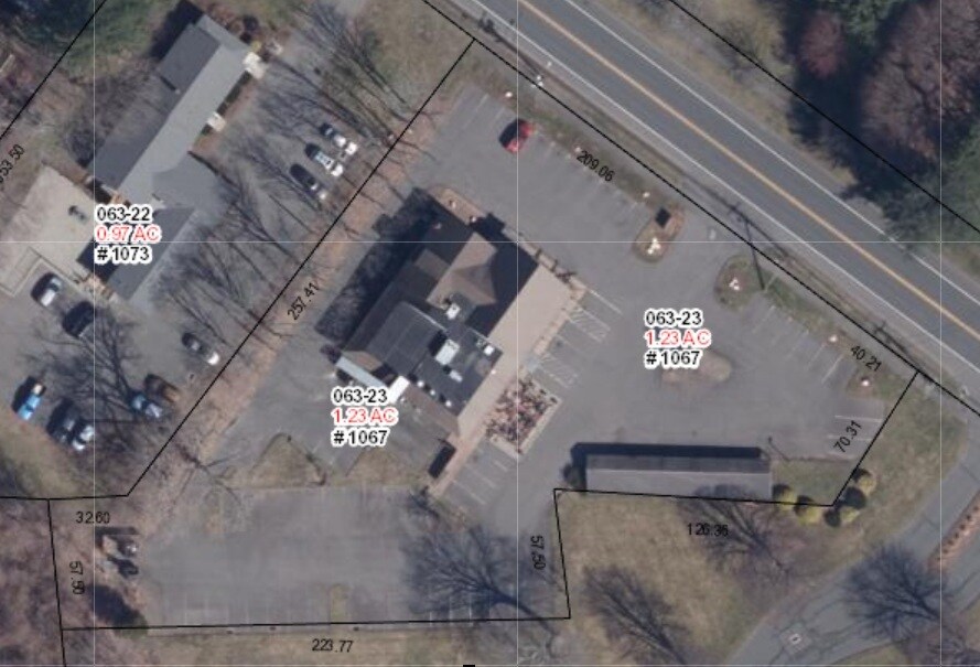 1067 Farmington Ave, Farmington, CT à louer Photo principale– Image 1 sur 5
