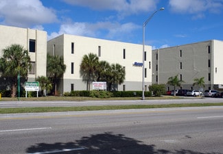 Plus de détails pour 6555 NW 36th St, Virginia Gardens, FL - Bureau à vendre