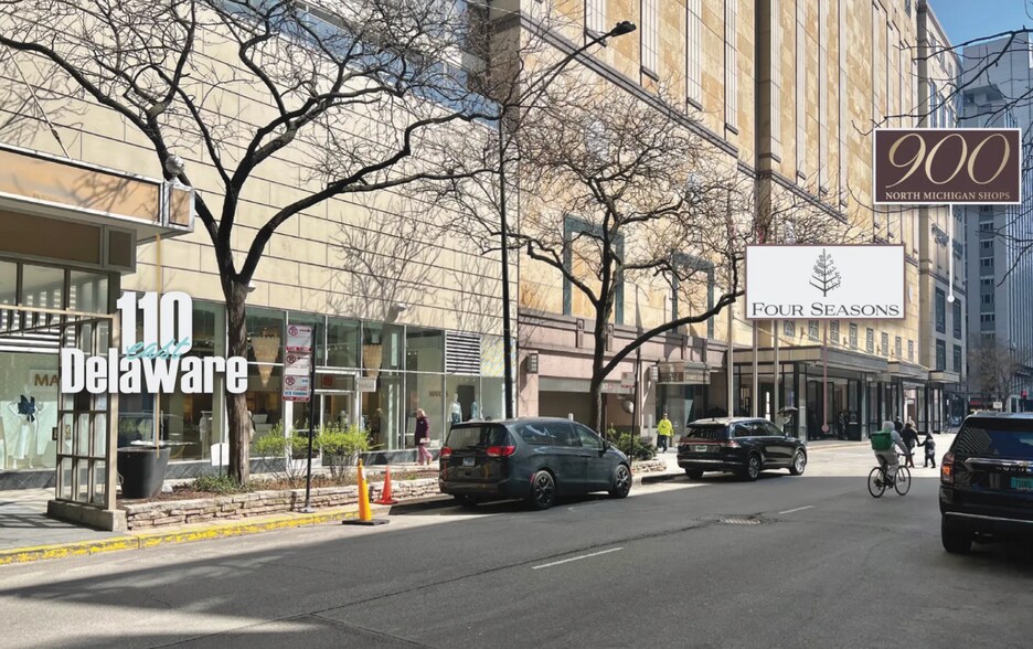 110 E Delaware Pl, Chicago, IL à louer - Photo de l’immeuble – Image 2 sur 8