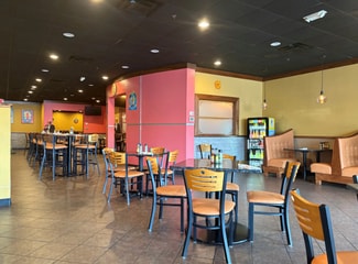 Plus de détails pour 19125-19195 West Rd, Woodhaven, MI - Local commercial à vendre