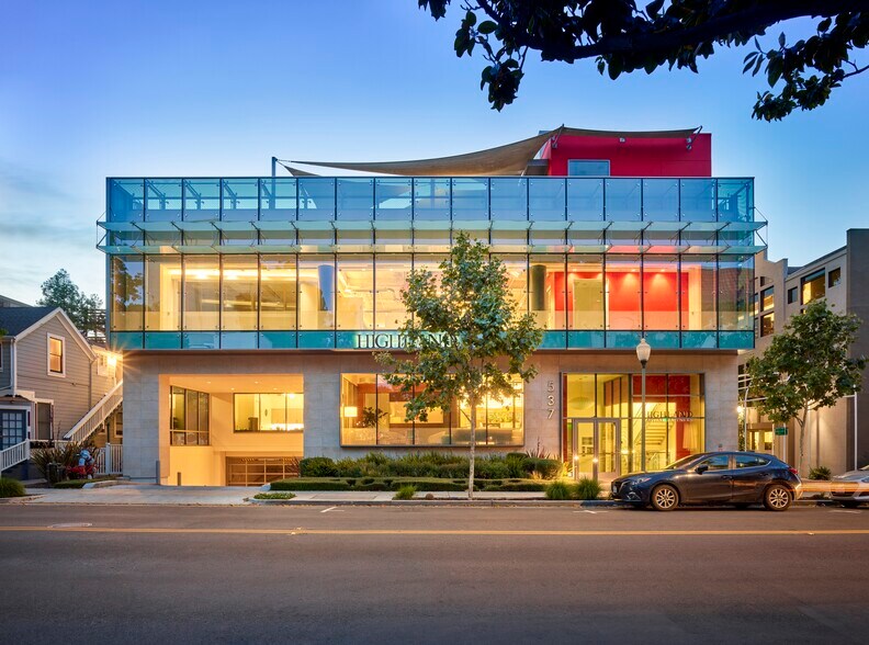 537 Hamilton Ave, Palo Alto, CA à louer - Photo de l’immeuble – Image 1 sur 14