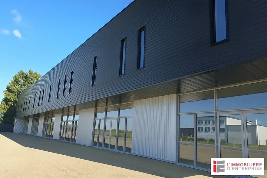 Local commercial dans Rennes à louer - Photo de l’immeuble – Image 1 sur 5
