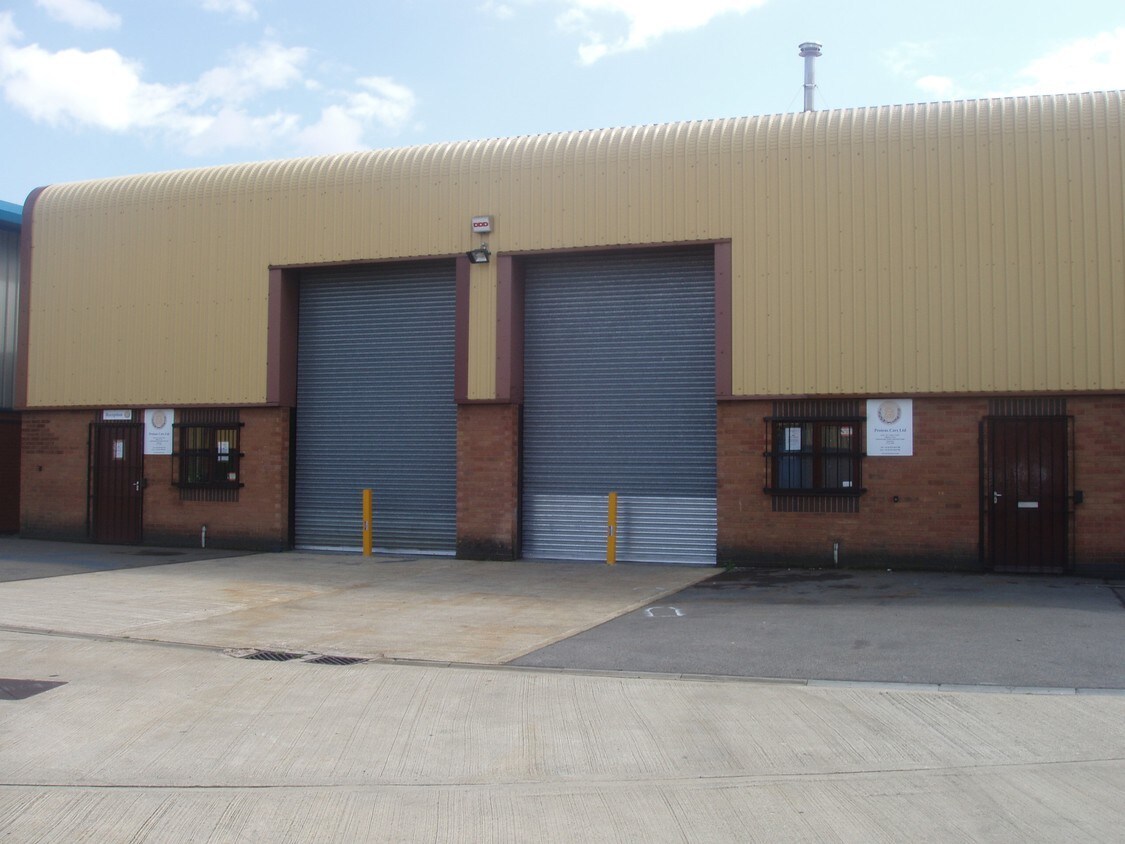 Anker Ct, Nuneaton à louer Photo principale– Image 1 sur 11