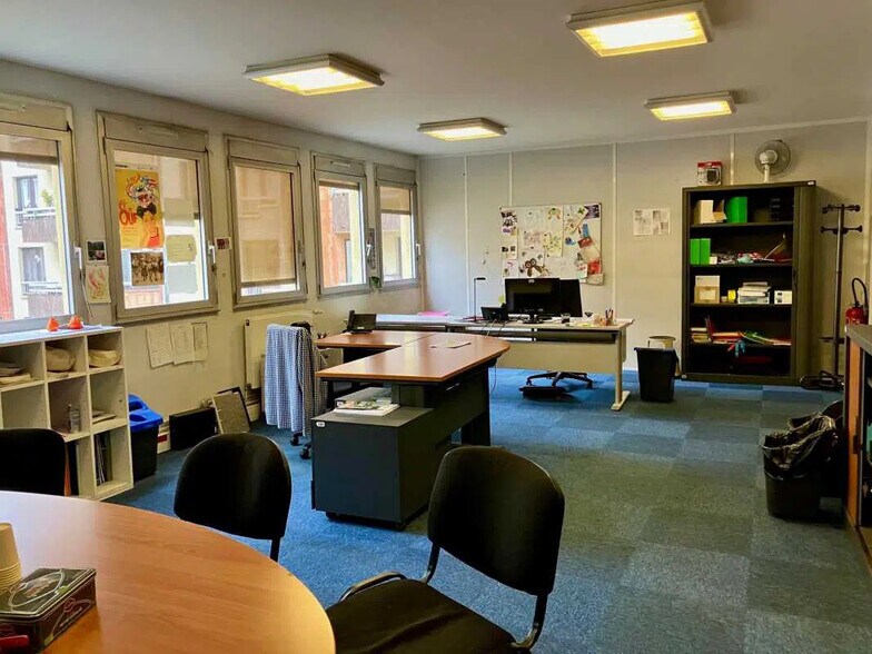 Bureau dans Paris à louer - Photo de l’immeuble – Image 1 sur 8