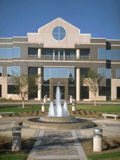 74 Batterson Park Rd, Farmington, CT à louer Photo principale– Image 1 sur 2