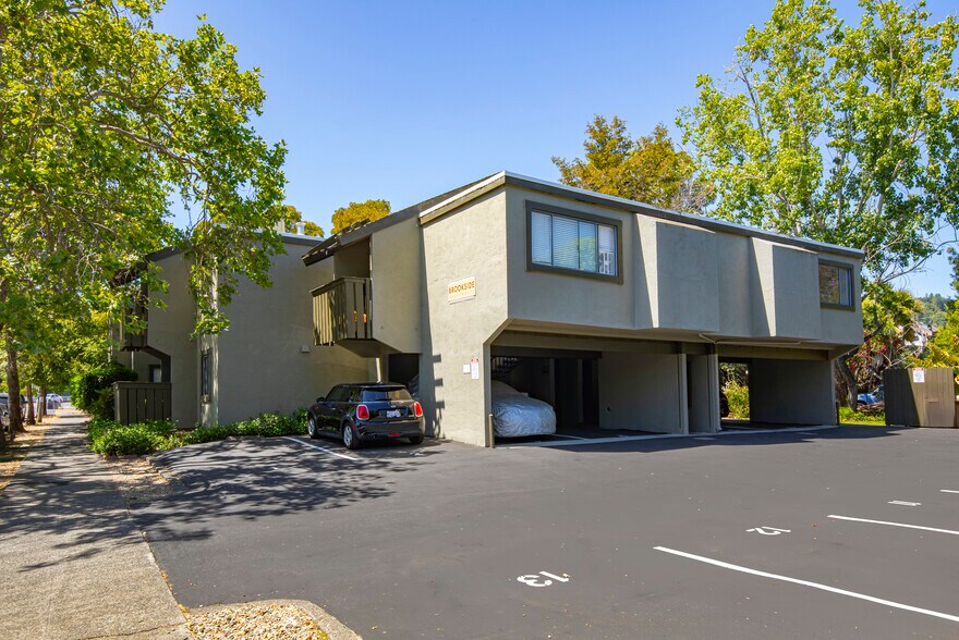 515 B St, San Rafael, CA à vendre - Photo de l’immeuble – Image 2 sur 17
