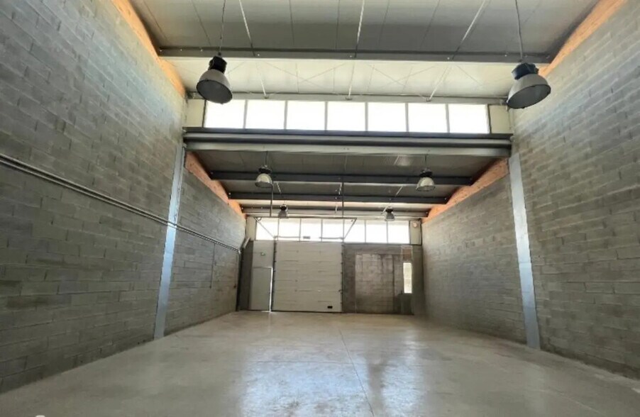 Bureau dans Castries à louer - Photo intérieure – Image 3 sur 8