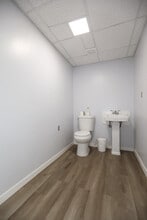 1475 Palisado Ave, Windsor, CT à vendre Photo intérieure– Image 2 sur 26