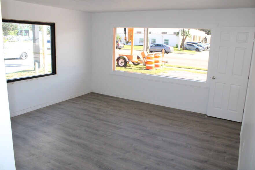 8321 Atlantic Blvd, Jacksonville, FL à louer - Photo de l’immeuble – Image 3 sur 9