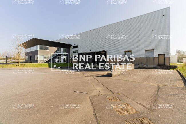 Plus de détails pour Bureau, Industriel/Logistique à louer