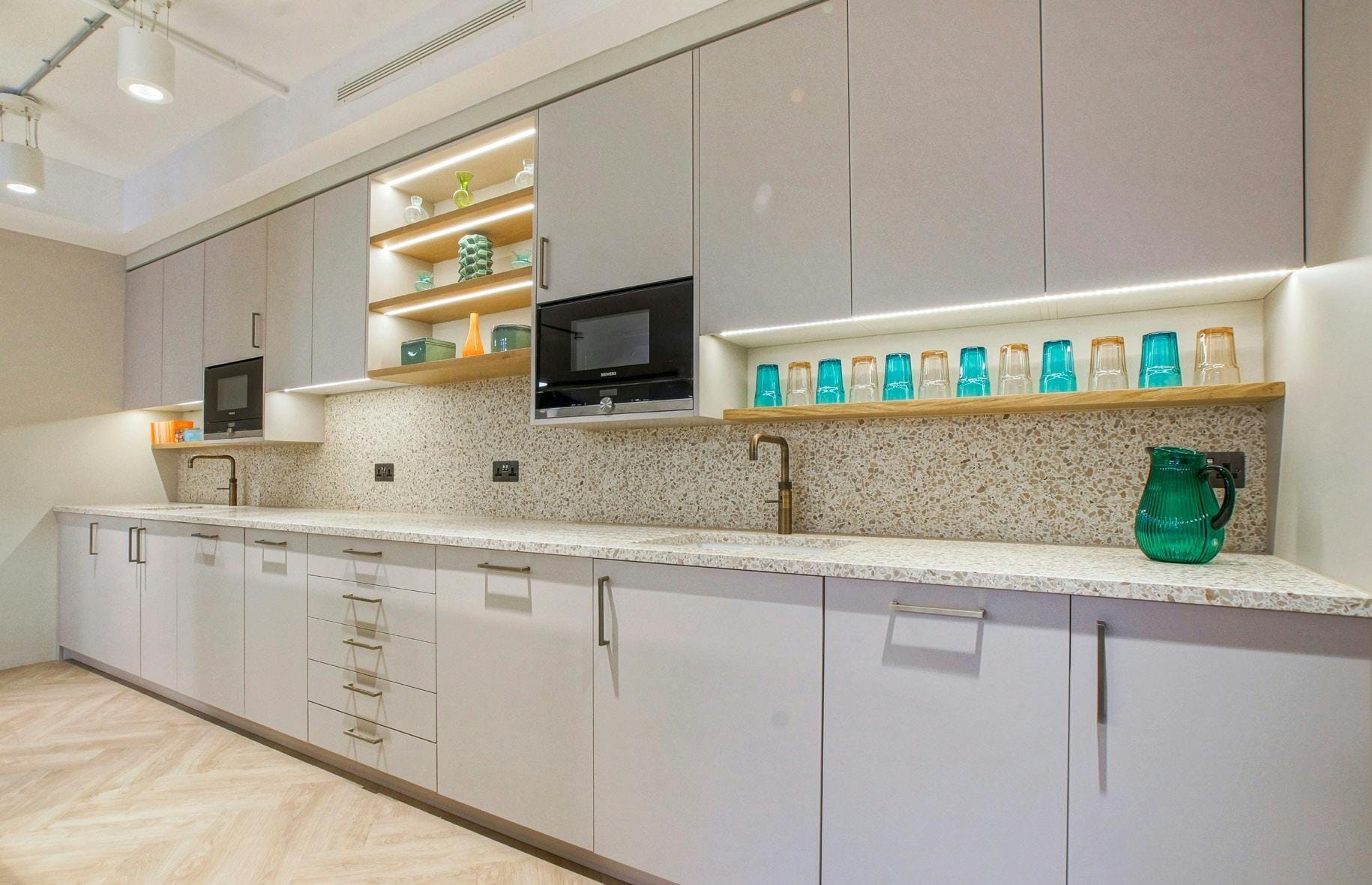 67-69 Turnmill St, Londres à louer Photo de l’immeuble– Image 1 sur 8