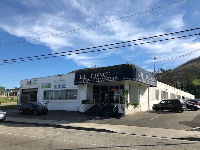 6040 W Jefferson Blvd, Los Angeles, CA à vendre - Photo de l’immeuble – Image 2 sur 3