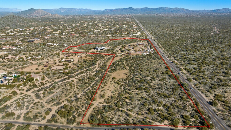 8755-0 E Dixileta Dr, Scottsdale, AZ à vendre - Photo de l’immeuble – Image 2 sur 16