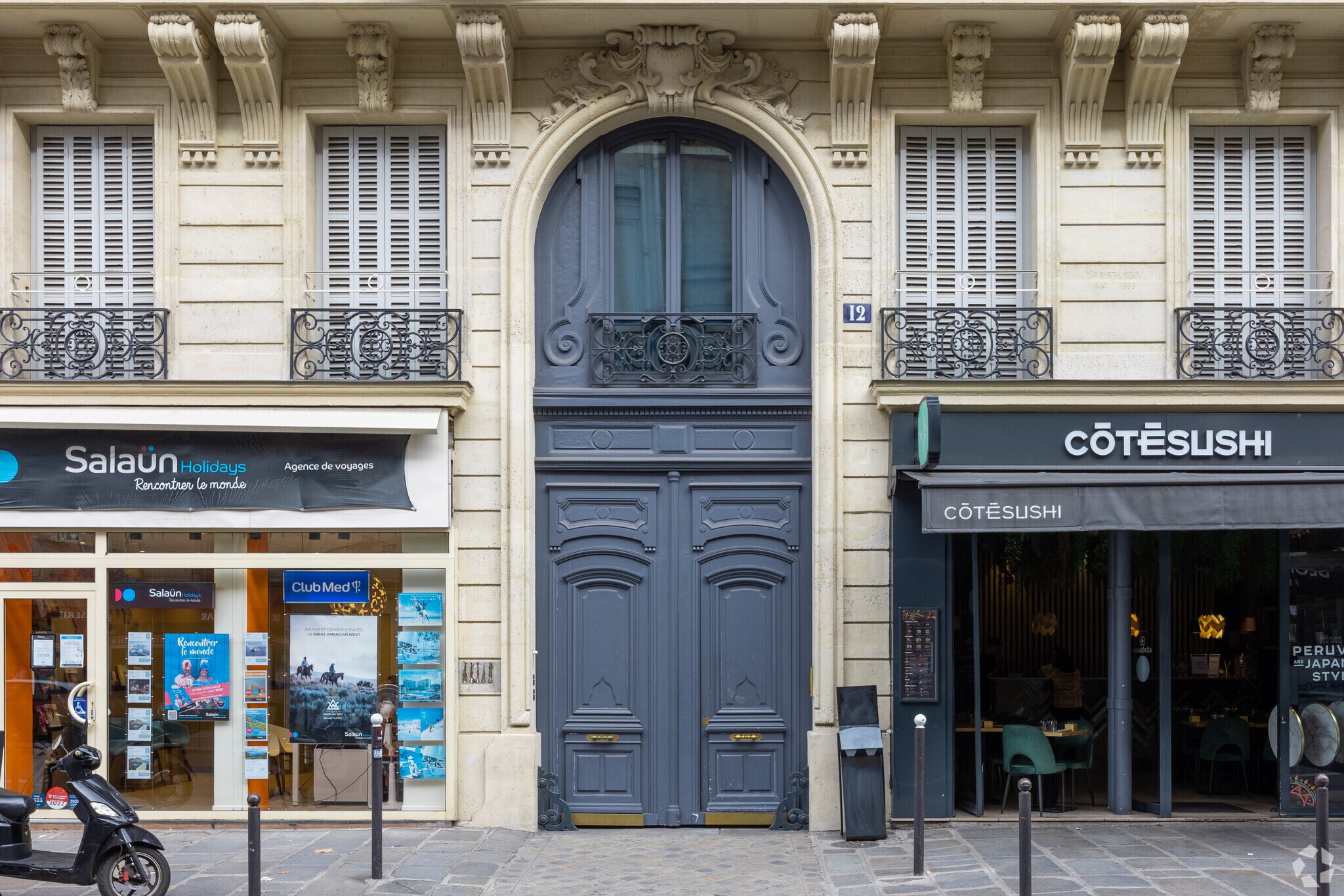 12 Rue La Boétie, Paris à louer Photo de l’immeuble– Image 1 sur 5