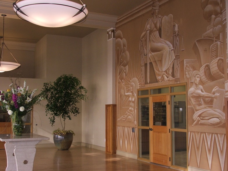 20 N Sutter St, Stockton, CA à louer - Photo principale – Image 1 sur 25