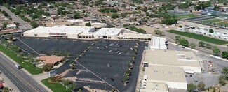 Plus de détails pour 735-899 S Bluff St, Saint George, UT - Local commercial à louer