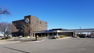 Plus de détails pour 3706 SW Topeka Blvd, Topeka, KS - Bureau à louer