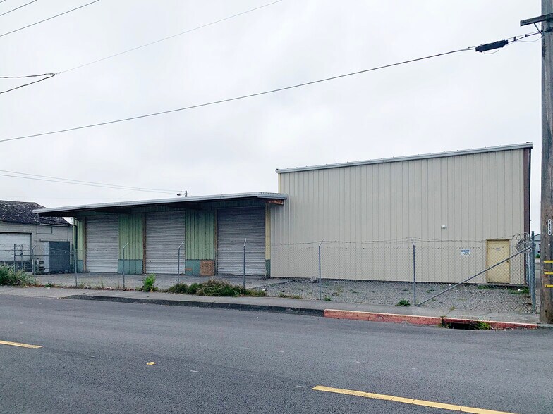 109 W 3rd St, Eureka, CA à louer - Photo de l’immeuble – Image 2 sur 5