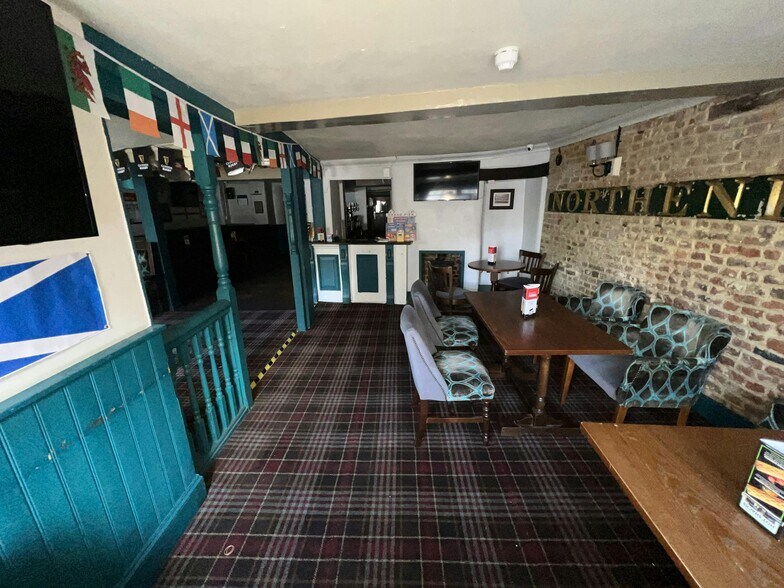 86-88 Northgate St, Gloucester à vendre - Photo de l’immeuble – Image 3 sur 8