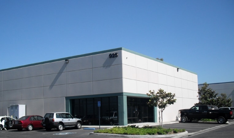 925 E Orangefair Ln, Anaheim, CA à louer - Photo principale – Image 1 sur 3