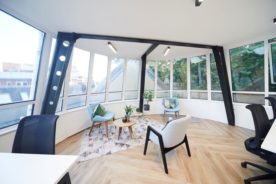 1 Earlham St, Londres à louer - Photo de l’immeuble – Image 3 sur 12