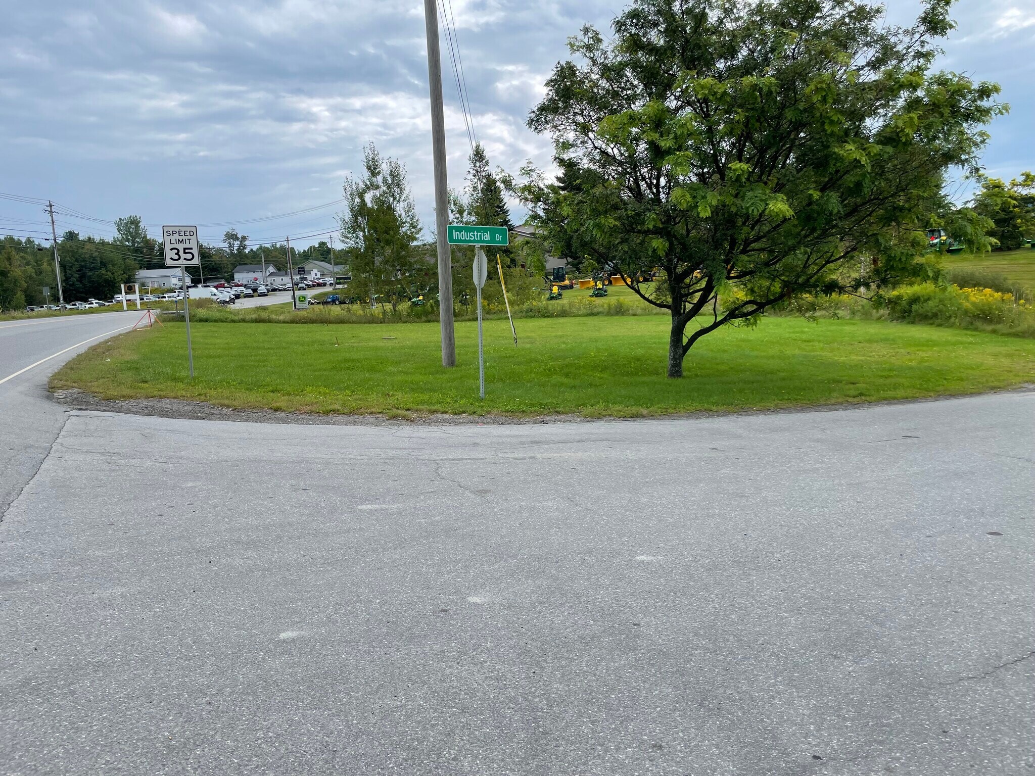 11 Industrial Dr, Newport, VT à vendre Photo principale– Image 1 sur 13