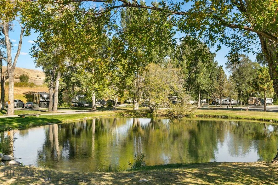 257 Main Boulder Rd, Big Timber, MT à vendre - Photo de l’immeuble – Image 1 sur 35