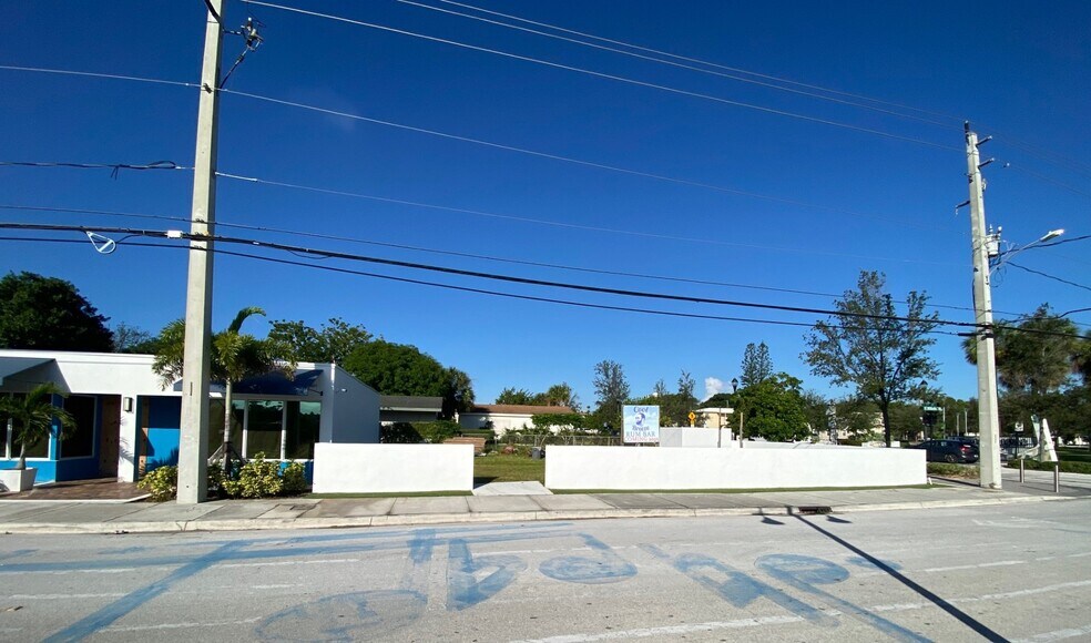 711 N Rosemary Ave, West Palm Beach, FL à vendre - Photo de l’immeuble – Image 3 sur 3