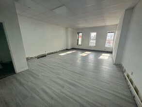 1576 Flatbush Ave, Brooklyn, NY à louer Photo intérieure– Image 2 sur 5