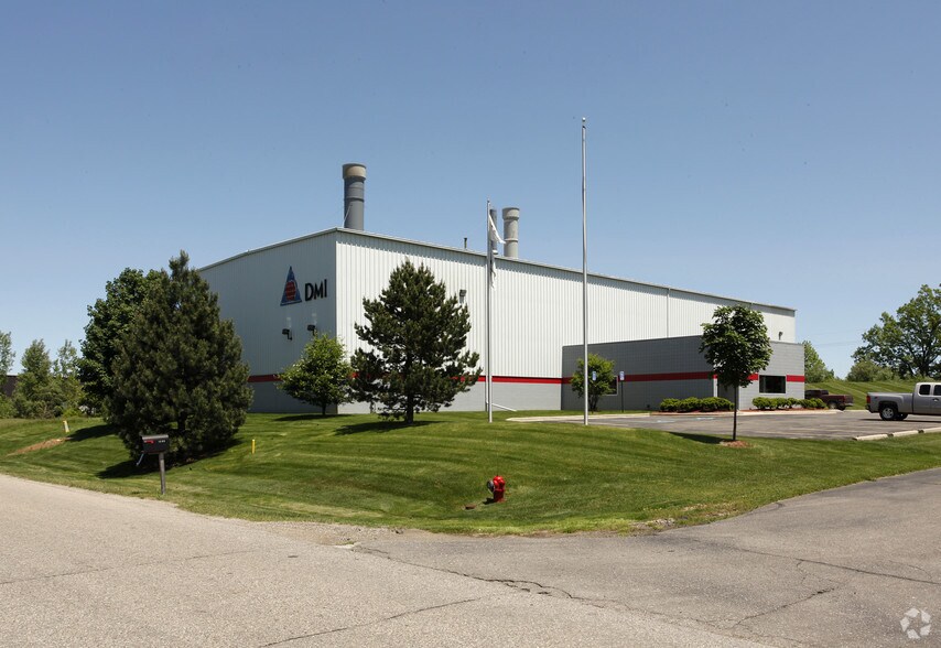 1200 Durant Dr, Howell, MI à vendre - Photo de l’immeuble – Image 1 sur 12