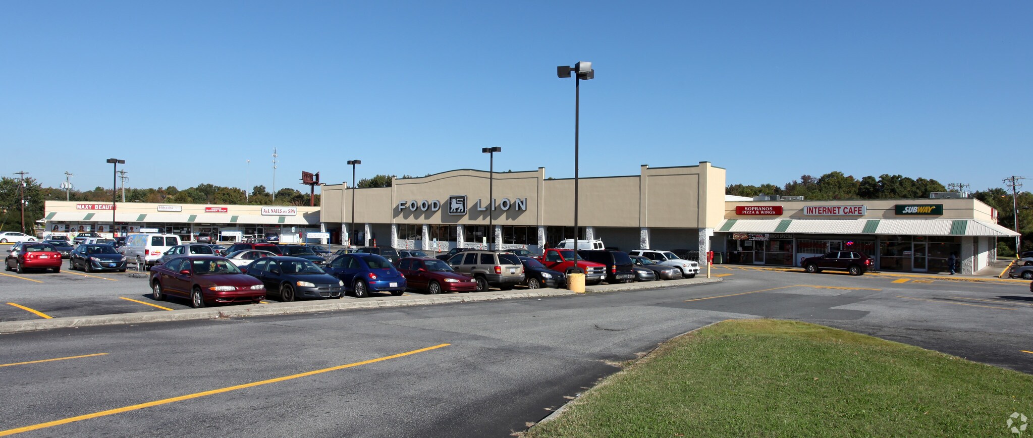 1009-1031 Alamance Church Rd, Greensboro, NC à louer Photo principale– Image 1 sur 2