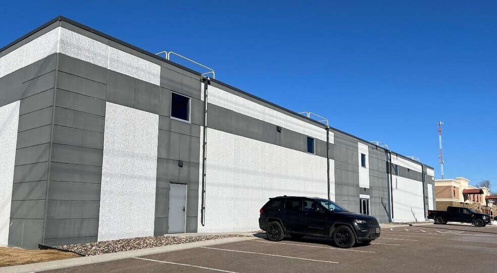 5140 211th St W, Farmington, MN à louer - Photo de l’immeuble – Image 1 sur 6
