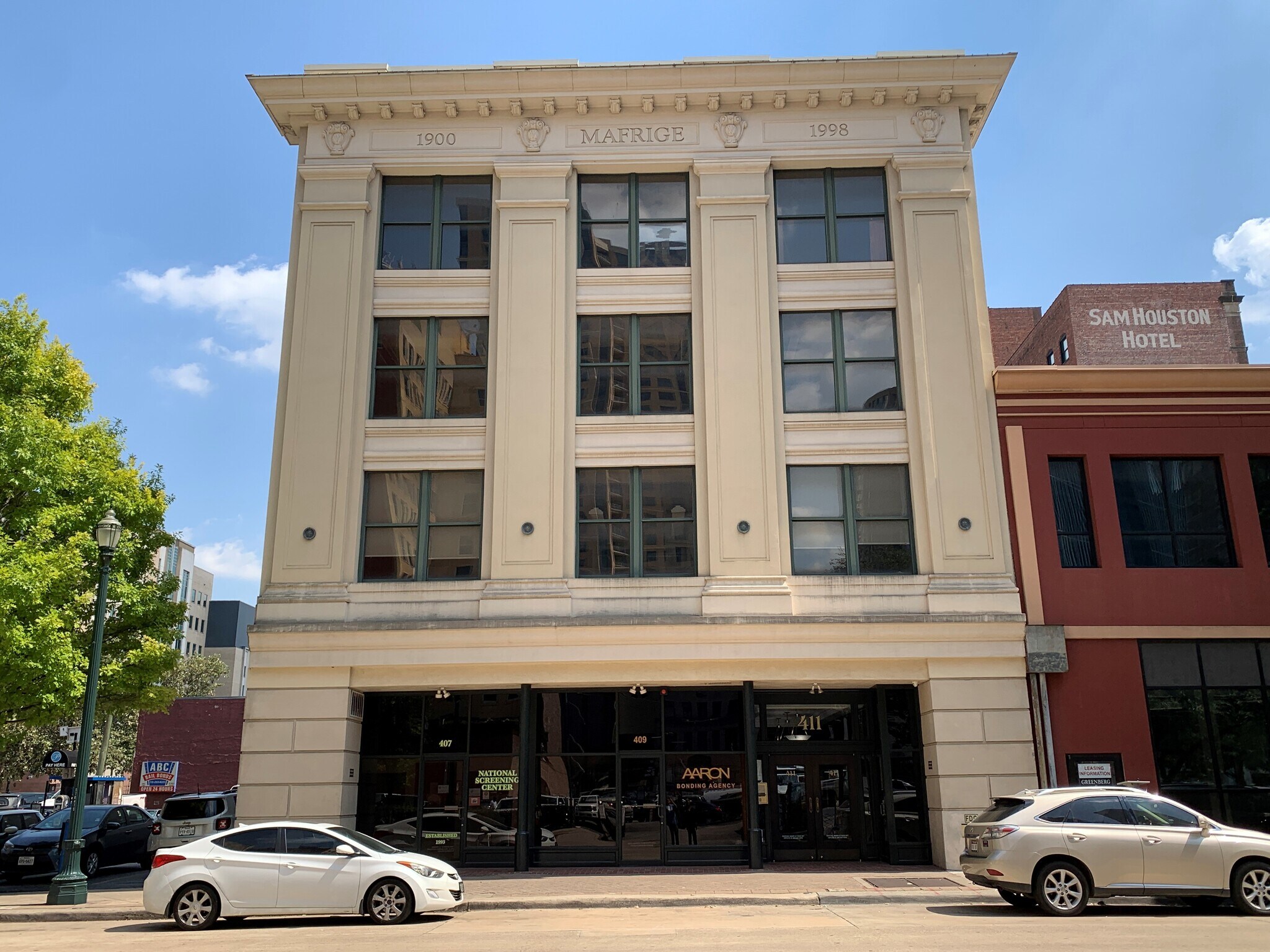 411 Fannin St, Houston, TX à louer Photo de l’immeuble– Image 1 sur 14