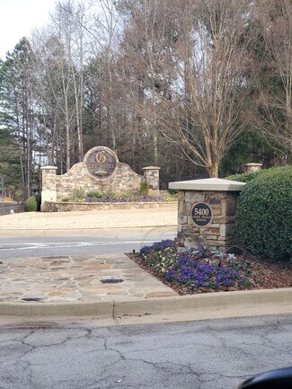 Plus de détails pour 5400 Laurel Springs Pky, Suwanee, GA - Bureau à louer