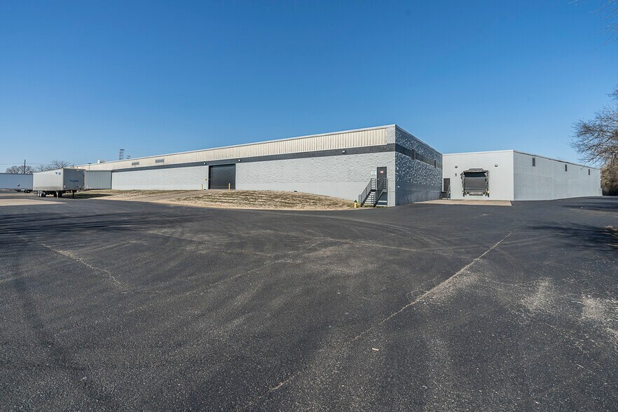 344 Maple, Gallatin, TN à louer - Photo de l’immeuble – Image 3 sur 9