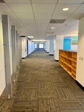 333 Fayetteville St, Raleigh, NC à louer Photo intérieure– Image 2 sur 12