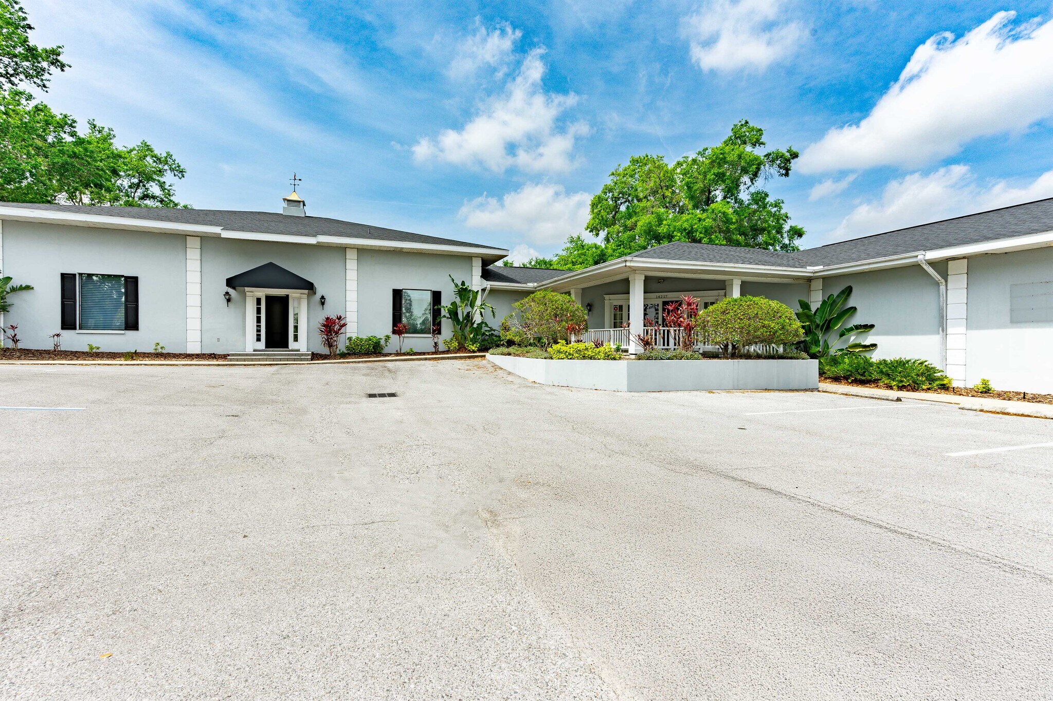 14217 3rd St, Dade City, FL à vendre Photo de l’immeuble– Image 1 sur 36