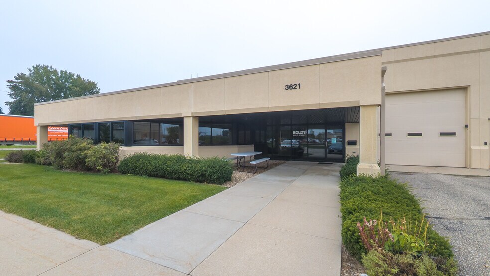 3621 9th St NW, Rochester, MN à louer - Photo de l’immeuble – Image 3 sur 34