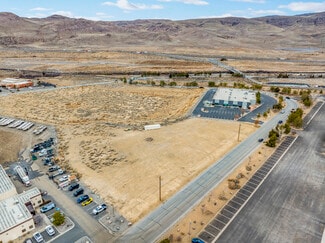 Plus de détails pour 620 Waltham Way, Sparks, NV - Terrain à louer