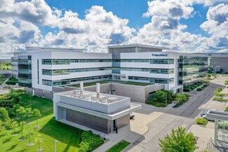Plus de détails pour 2300 University Ave E, Waterloo, ON - Bureau à louer