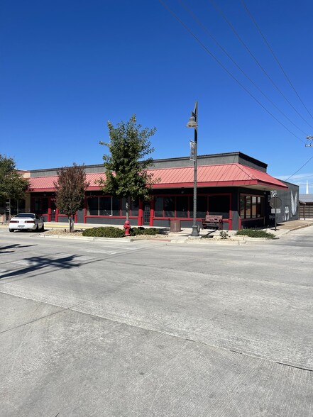 919 Halsell Street, Bridgeport, TX à louer - Photo principale – Image 1 sur 12