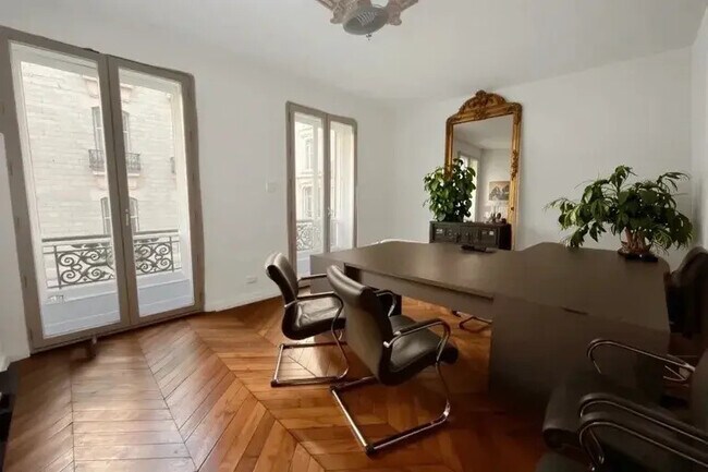 Plus de détails pour Bureau à vendre