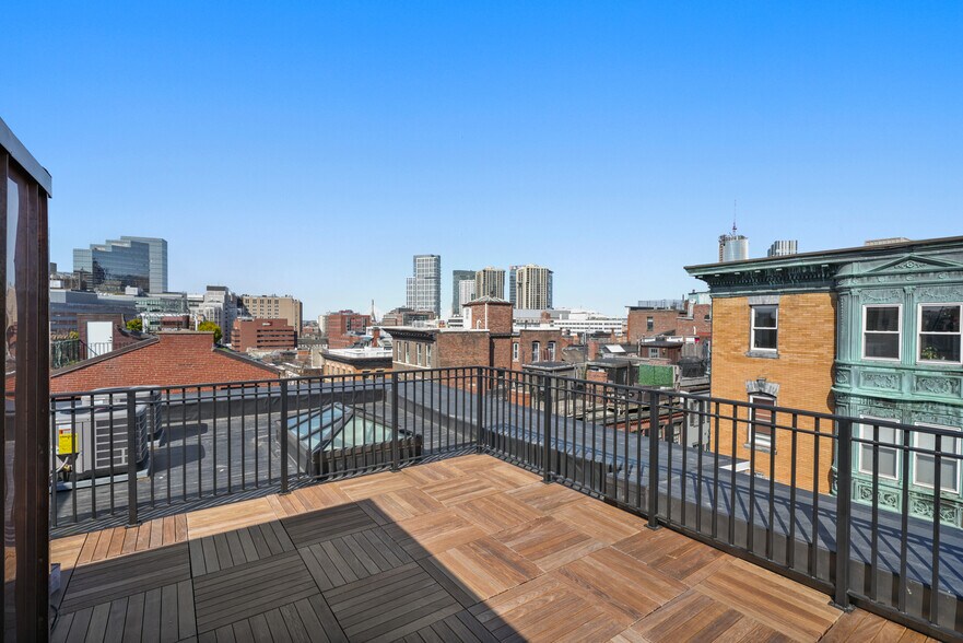 112 Myrtle, Boston, MA à vendre - Photo de l’immeuble – Image 2 sur 55