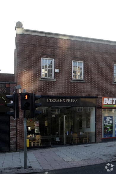 5-7 Birmingham Road portefeuille de 2 biens à vendre sur LoopNet.fr - Photo principale – Image 2 sur 2