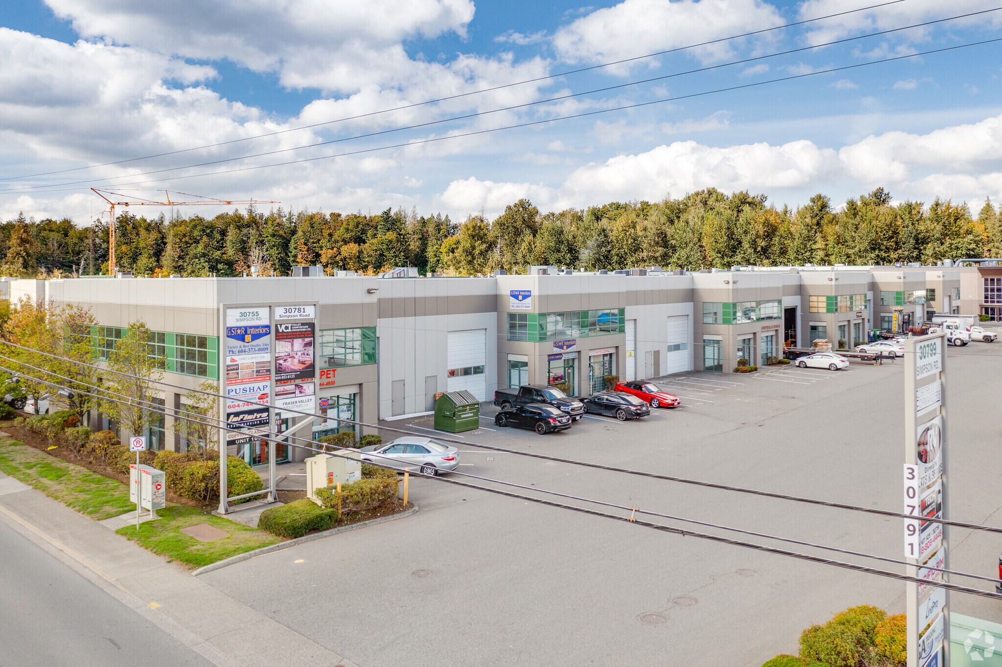 30755 Simpson Rd, Abbotsford, BC à vendre Photo principale– Image 1 sur 5