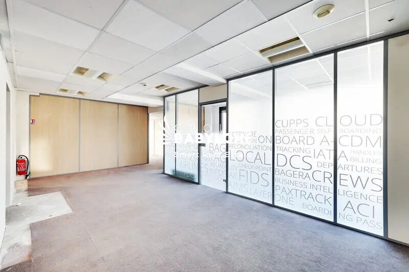 Bureau dans Boulogne-Billancourt à louer - Photo de l’immeuble – Image 3 sur 24