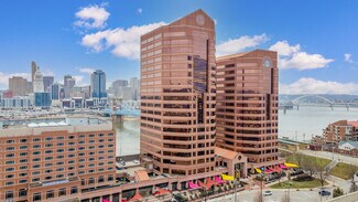 Plus de détails pour 50 E Rivercenter Blvd, Covington, KY - Bureau, Local commercial à louer